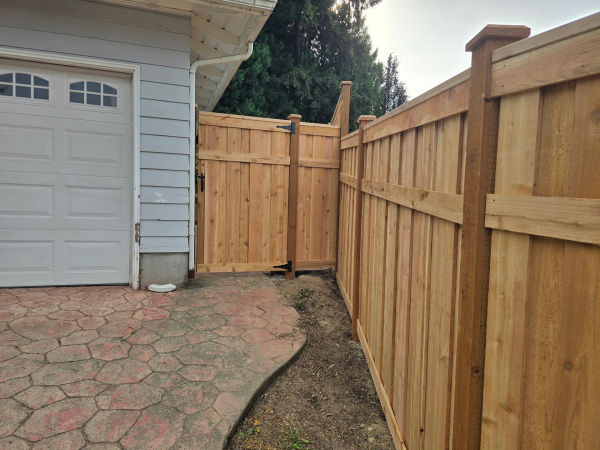 Cambridge Picture Frame Fence after 8
