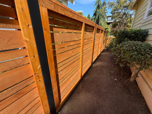 Ravenna Horizontal Slat Cedar Fence 4