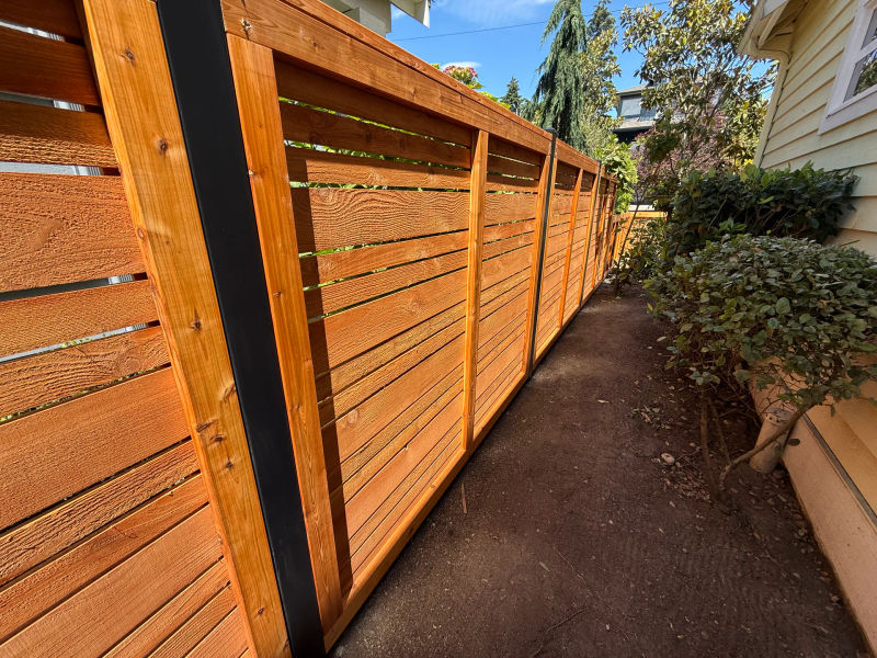 Ravenna Horizontal Slat Cedar Fence 4