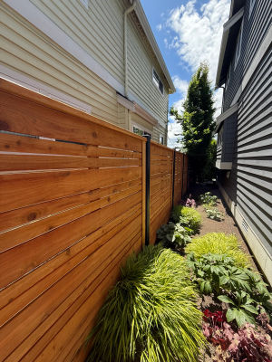 Ravenna Horizontal Slat Cedar Fence 9