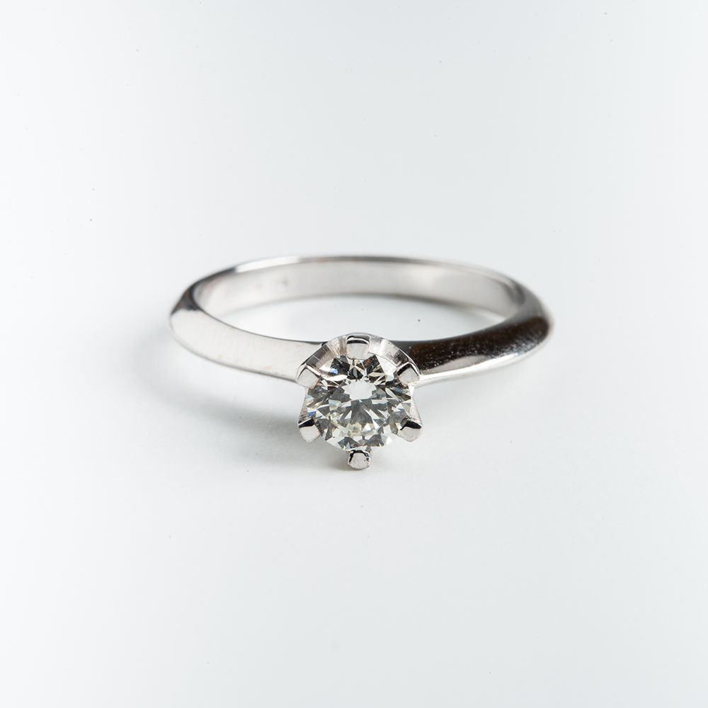 Anello Solitario Oro Giallo 14kt Con Diamanti Artificiali 1.5 Ct - Taglia 6.5