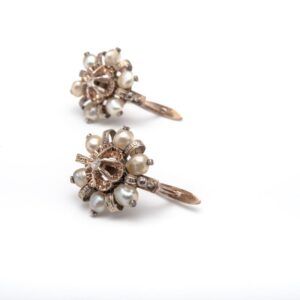 Orecchini antichi primi '800 a fiore in oro 9 kt  perle barocche e diamanti
