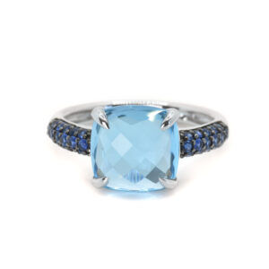 7.3 Anello Chimento in oro bianco 18kt con topazio swiss blue