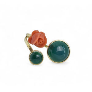 8.3 Anello in oro giallo con quarzi verdi e corallo
