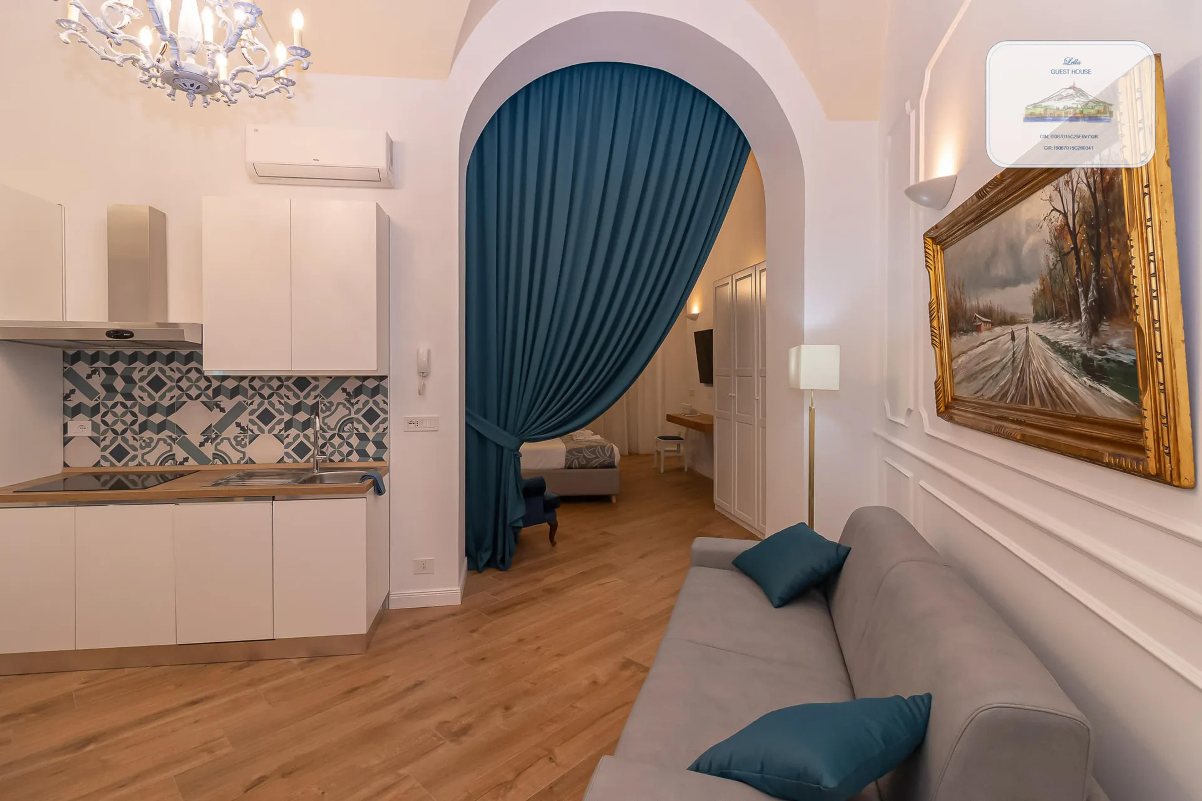 Lella Guest House — Catania