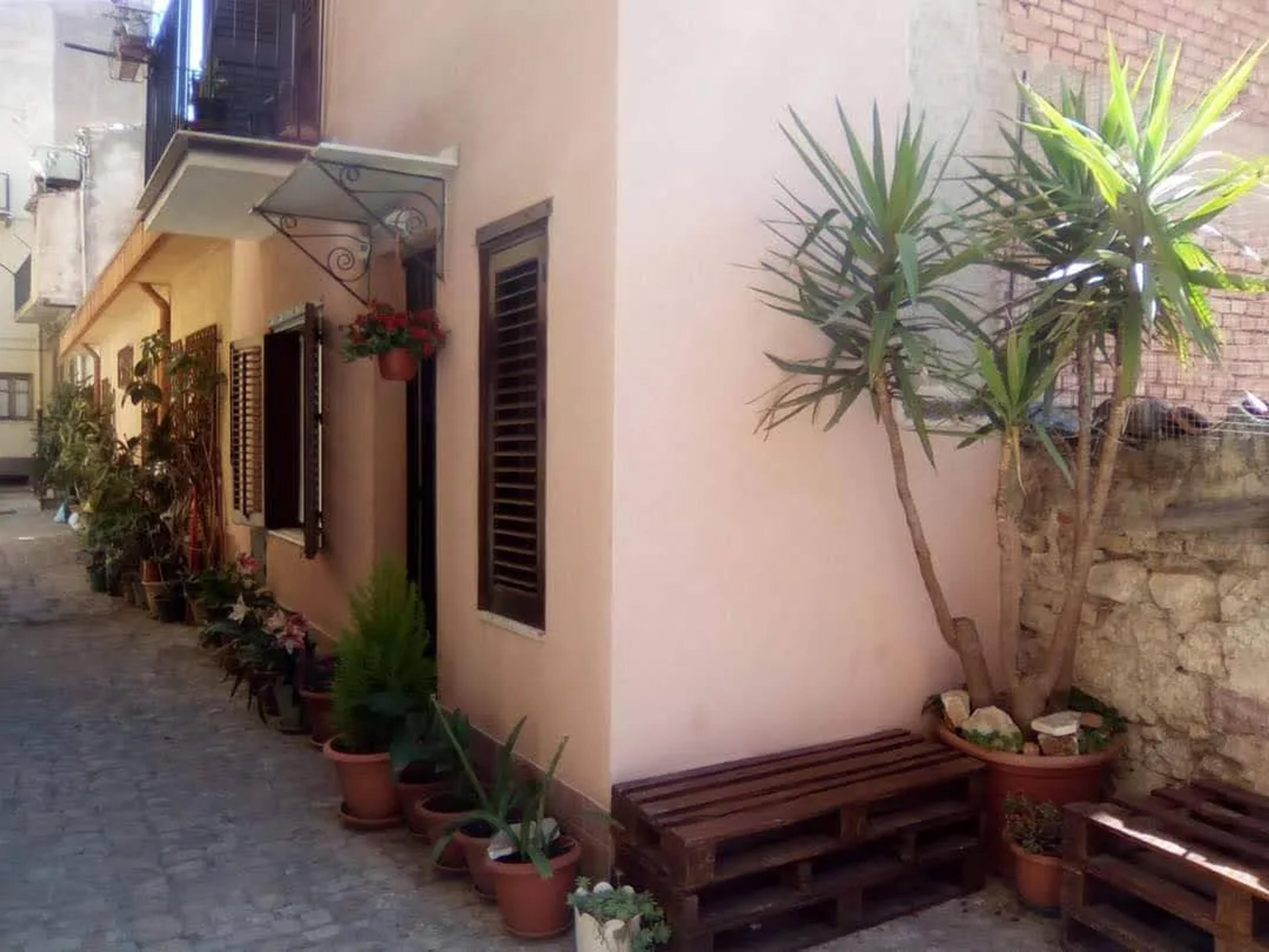 Il Cortiletto — Castelbuono