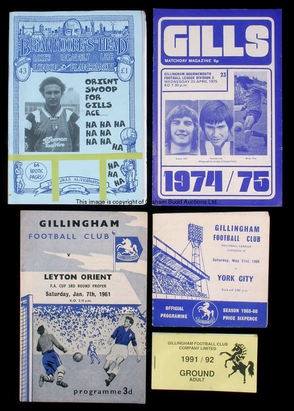 A large collection of Gillingham programmes, a fair selection from the 1950s & 1960s, but the majori...