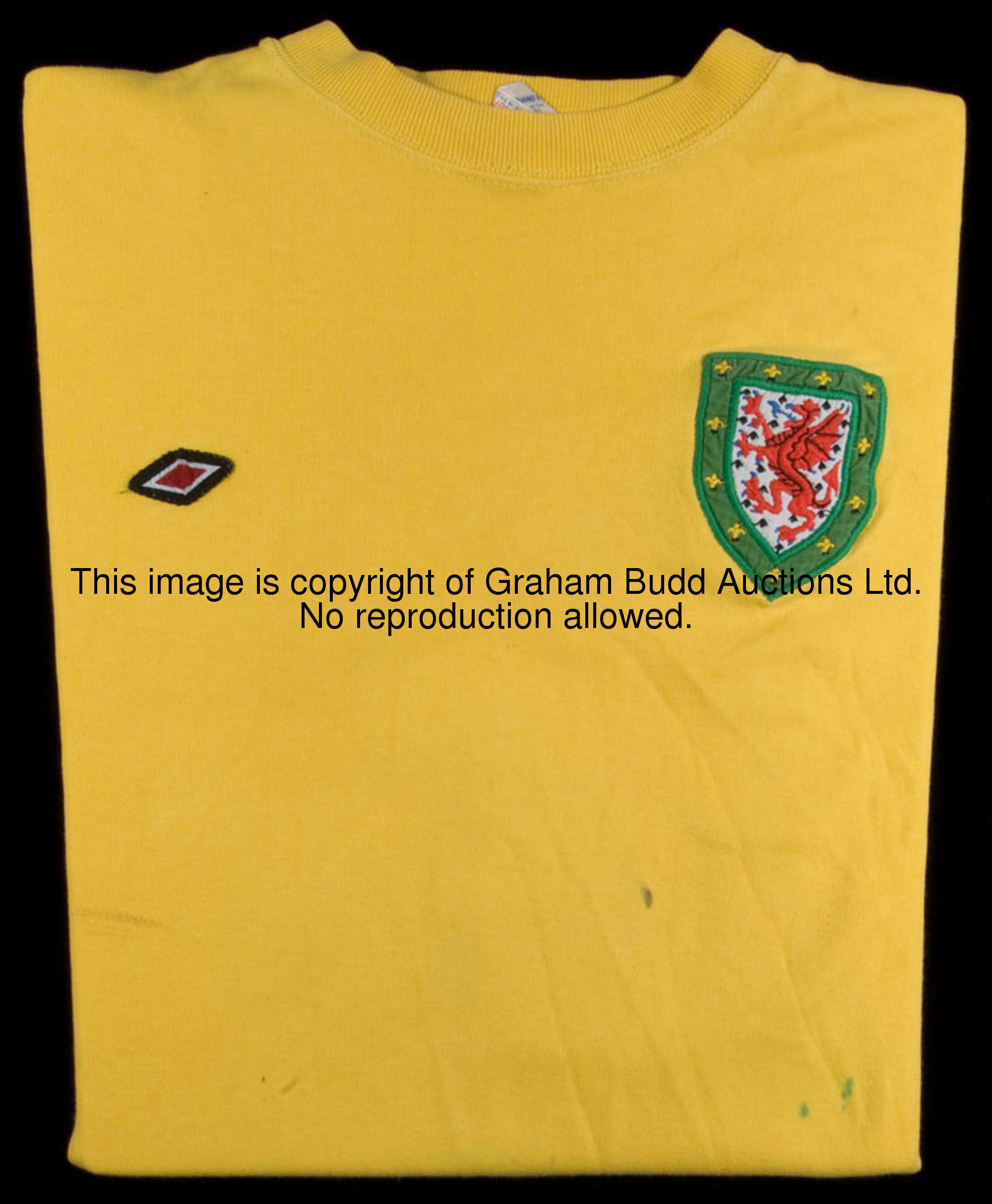 Gary Sprake: a yellow No.12 Wales international goalkeeping substitute's jersey circa 1975, long-sle...