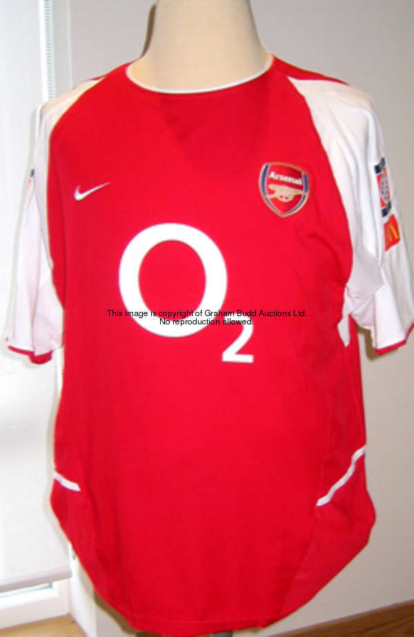 Gilberto Silva: a signed red & white Arsenal No.19 2002 F.A. Community Shield jersey, short-sleeved ...