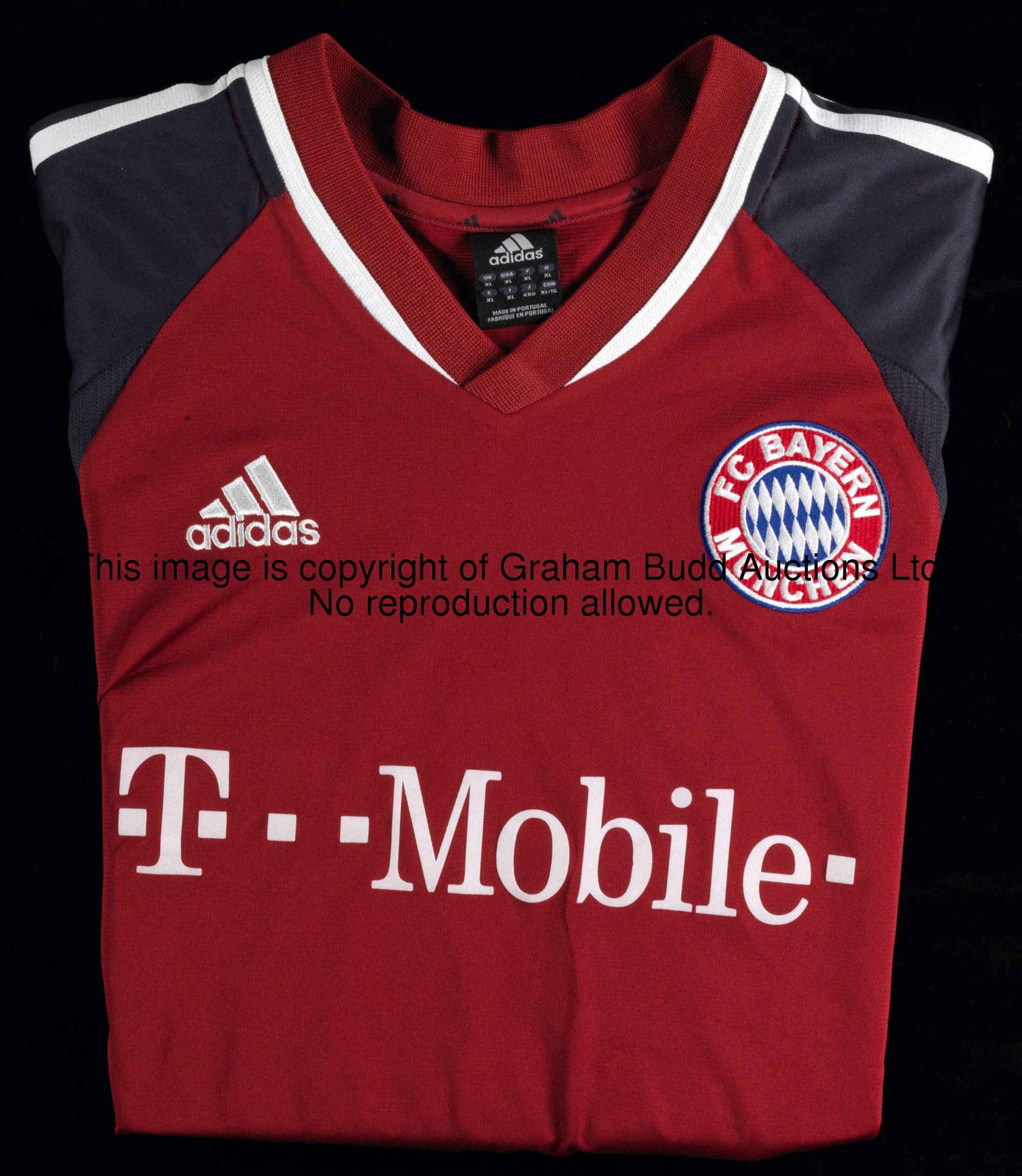 Michael Ballack: a red & black Bayern Munich No.13 jersey, long-sleeved, the reverse lettered BALLAC...
