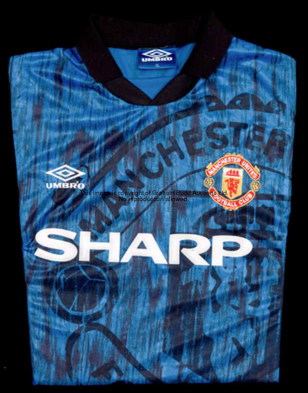 Steve Bruce: a blue Manchester United No.4 away jersey from the inaugural season of the F.A. Premier...