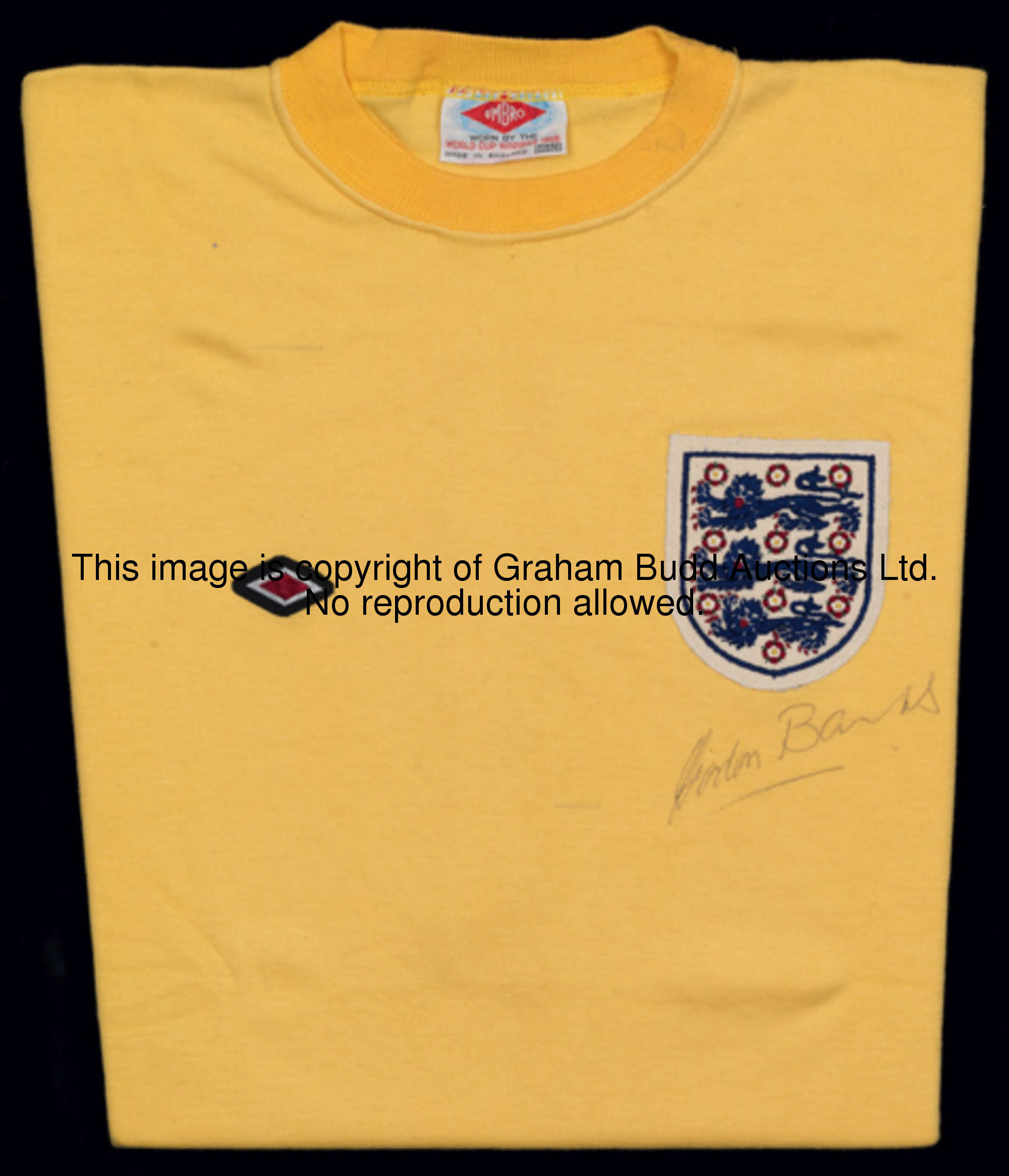 Gordon Banks: a signed yellow England goalkeeping jersey dating from 1971 or 1972, signed by Gordon ...