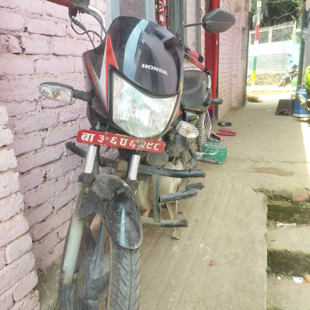 2009 Honda Shine in Kathmandu for sale at Ramrogaadi.