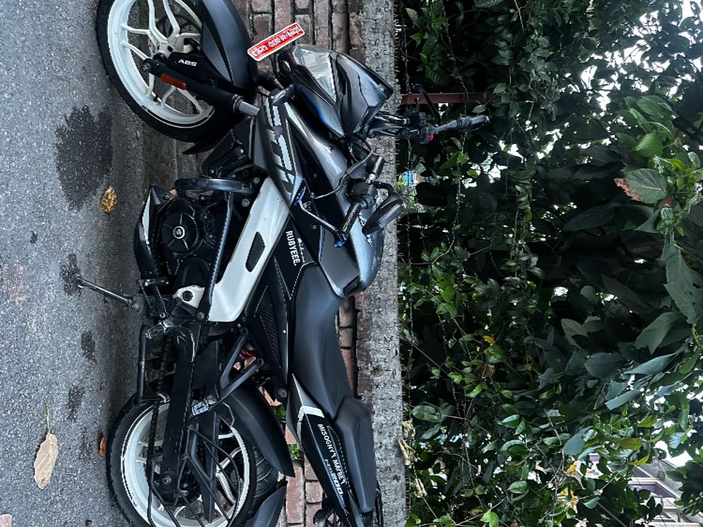 Used 2021 Bajaj NS 200 for sale in Sunsari - Rs.215,000