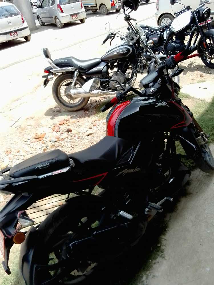 Used 2021 TVS Apache RTR 200 4V bike for sale in Kathmandu - Image 1 of 3