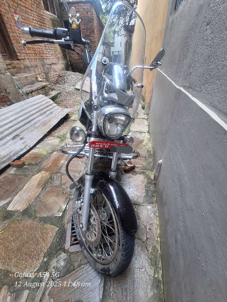 Used 2023 Bajaj Avenger 220 bike for sale in Kathmandu - Image 3 of 3