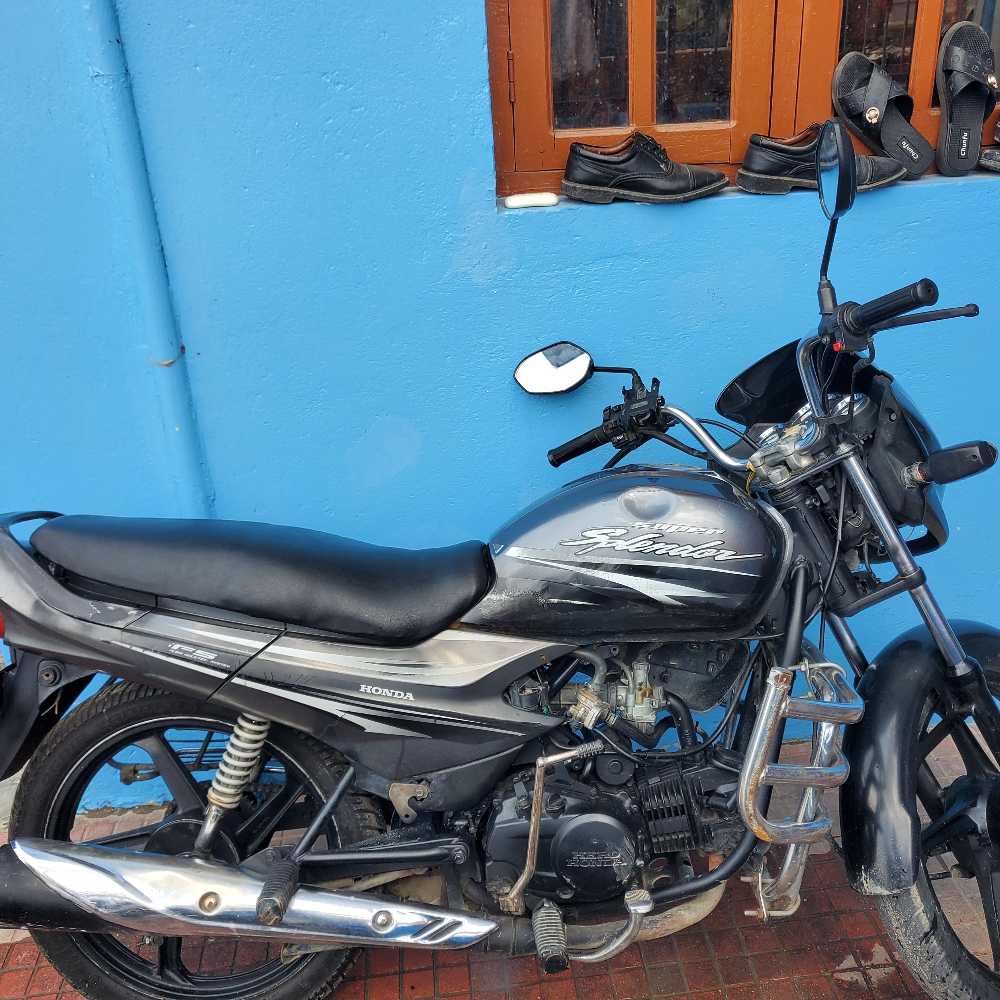 Used 2010 Hero Splendor bike for sale in Kathmandu - Image 2 of 2