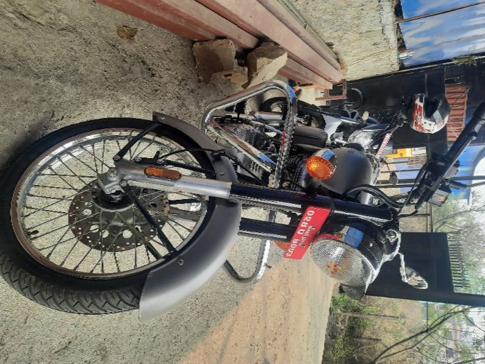 Used 2020 Royal Enfield Classic 350 bike for sale in Kathmandu - Image 2 of 3