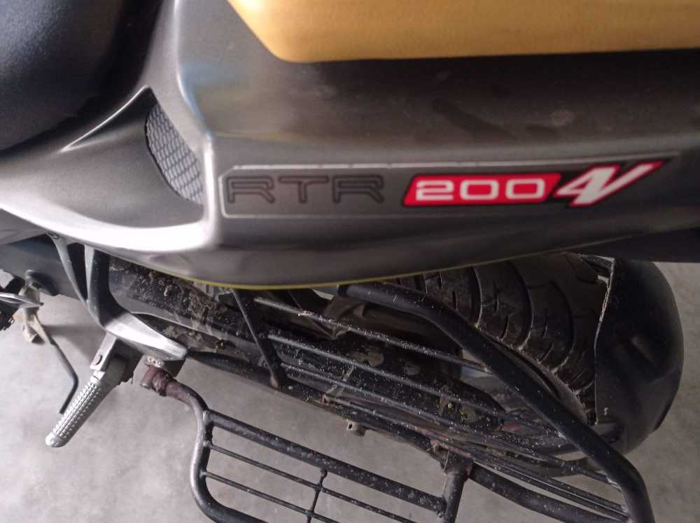 Used 2018 TVS Apache RTR 200 4V bike for sale in Biratnagar - Image 3 of 7
