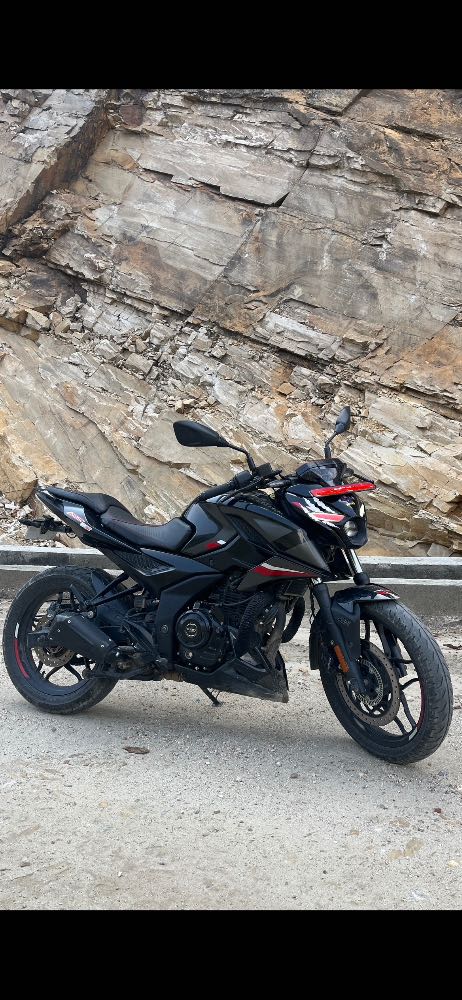 2022 Bajaj NS 200 in Kathmandu for sale at Ramrogaadi.