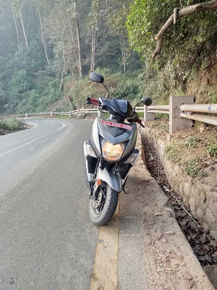 Used 2017 Yamaha RAY ZR bike for sale in Kathmandu - Image 2 of 3