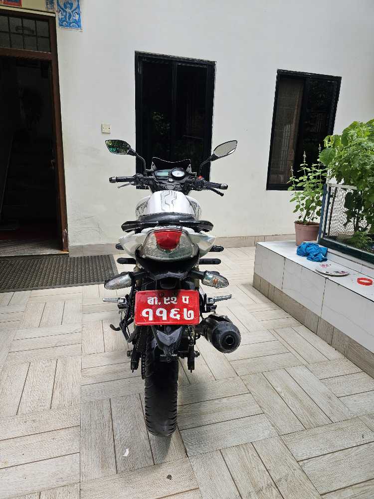Used 2017 TVS Apache RTR 180 bike for sale in Kathmandu - Image 1 of 4