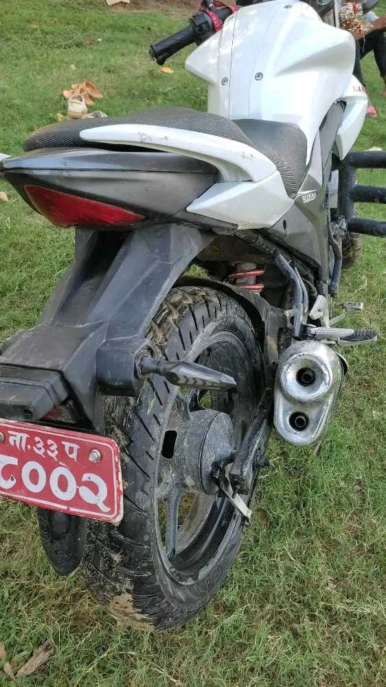 Used 2014 Suzuki Gixxer 150 bike for sale in Birgunj - Image 3 of 4