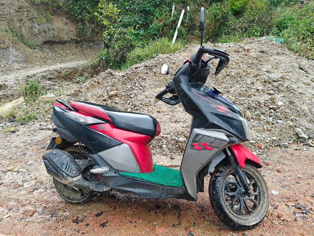 Used 2022 TVS NTORQ 125 bike for sale in Lalitpur - Image 2 of 2