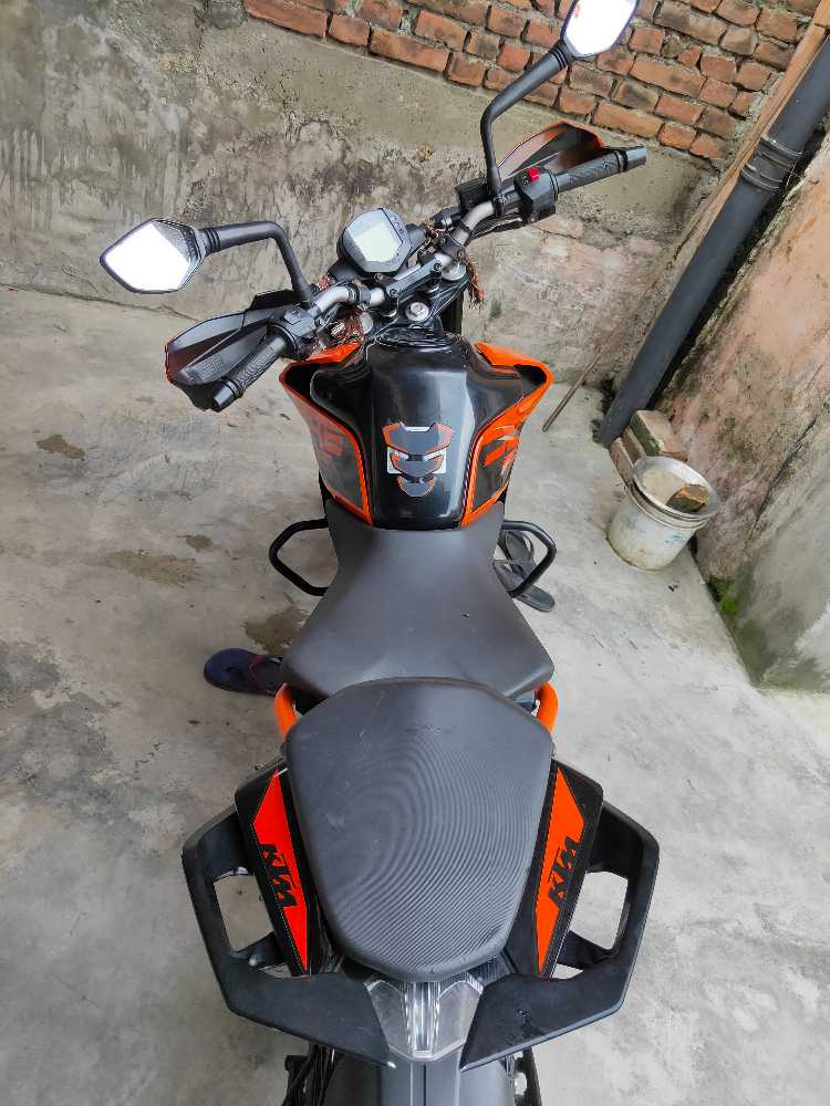 Used 2022 KTM Duke 200 bike for sale in Birgunj - Image 1 of 6