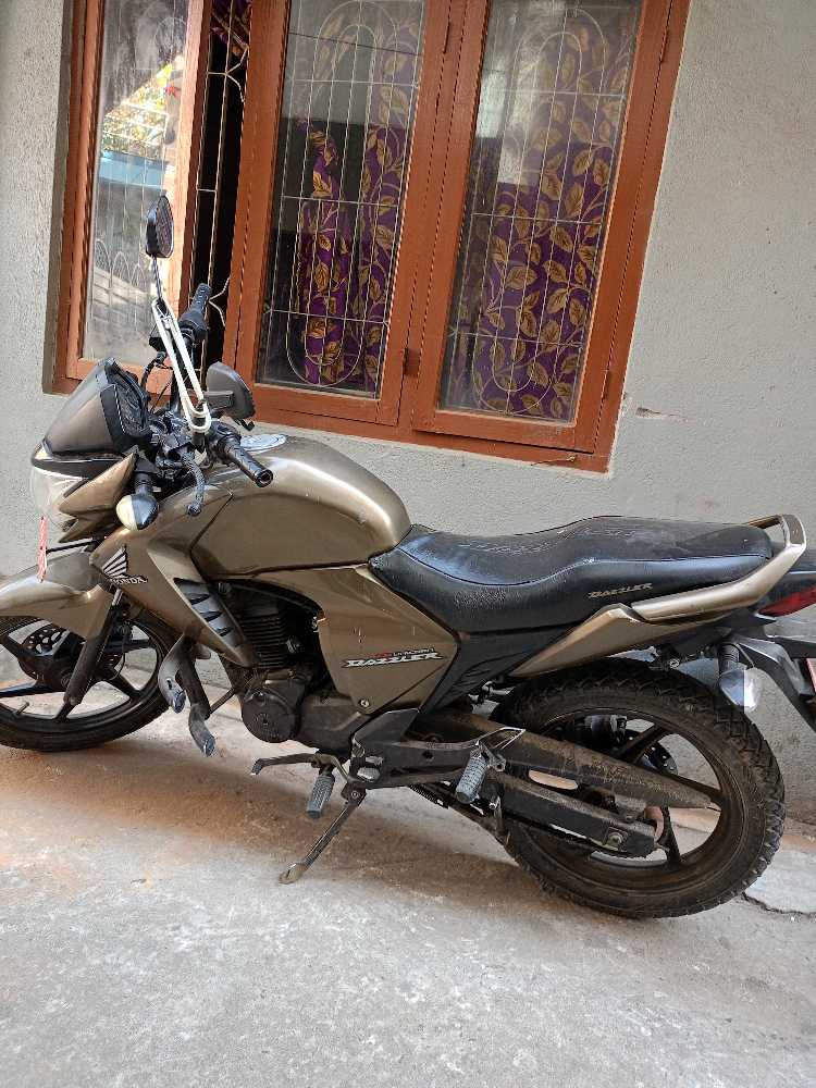 Used 2011 Honda Unicorn bike for sale in Kathmandu - Image 3 of 3
