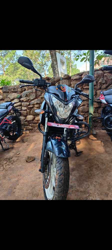 Used 2021 Bajaj NS 200 bike for sale in Kathmandu - Image 3 of 4