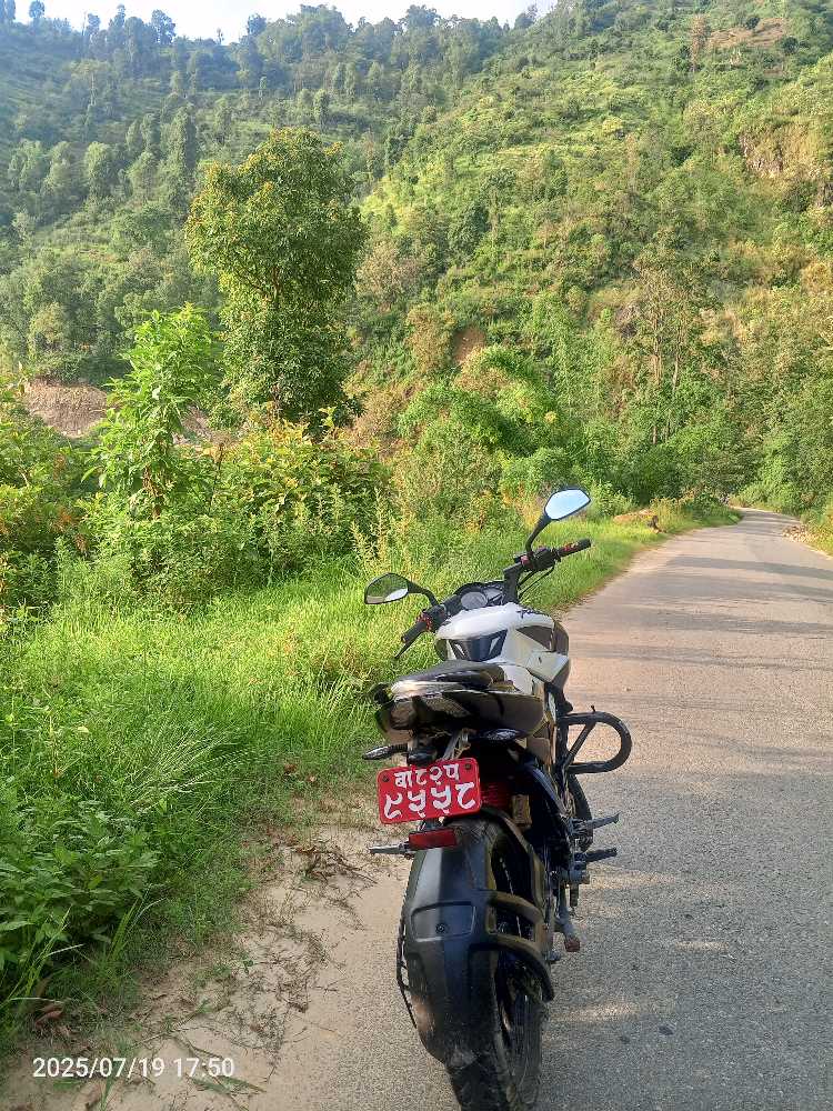 Used 2017 Bajaj NS 160 bike for sale in Kathmandu - Image 2 of 3
