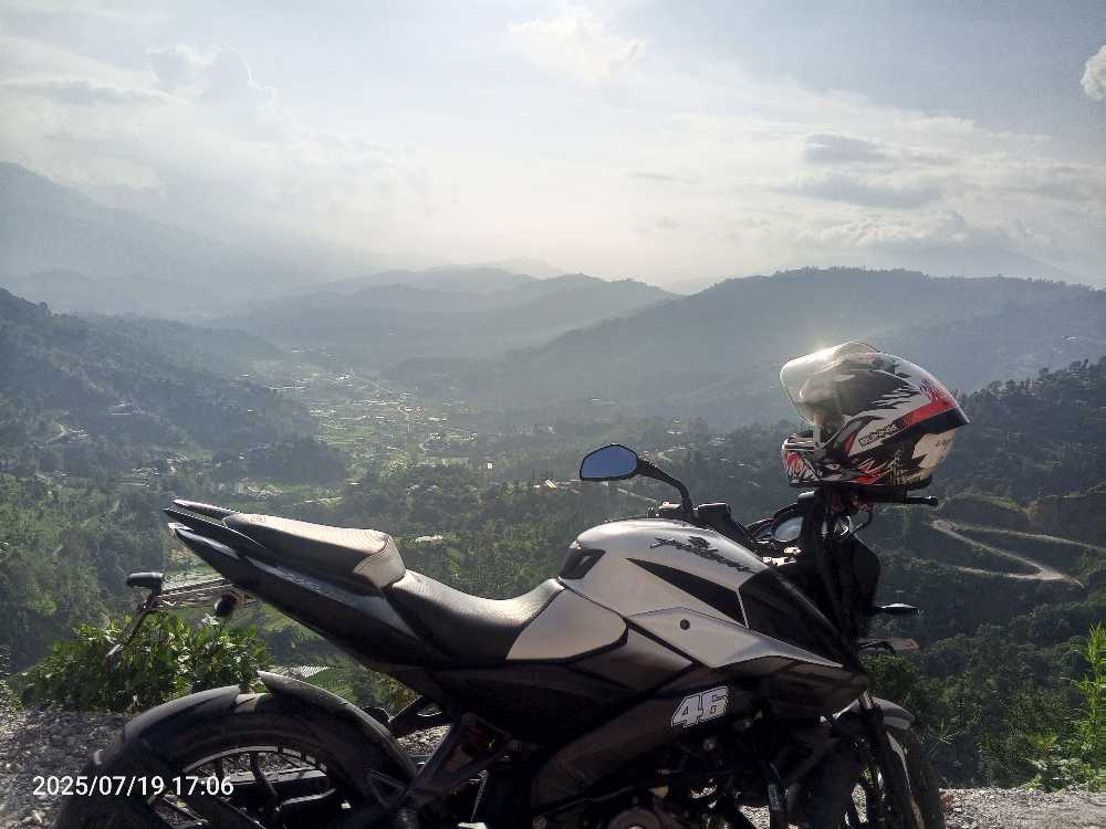 Used 2017 Bajaj NS 160 bike for sale in Kathmandu - Image 3 of 3