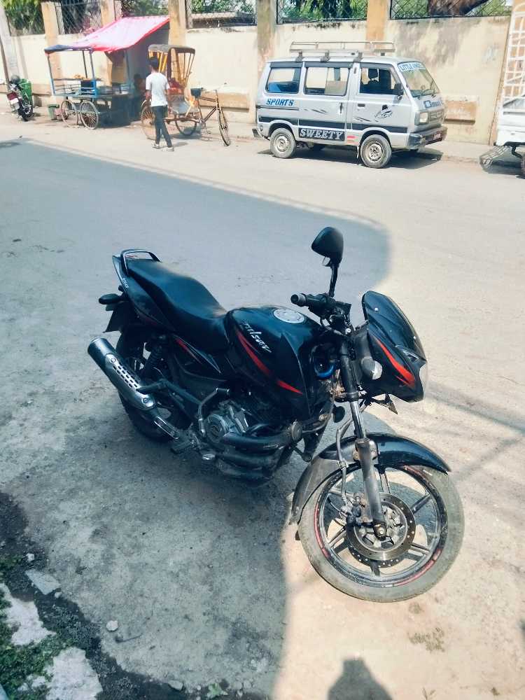 Used 2017 Bajaj Plusar 150 for sale in Birgunj - Rs.120,000
