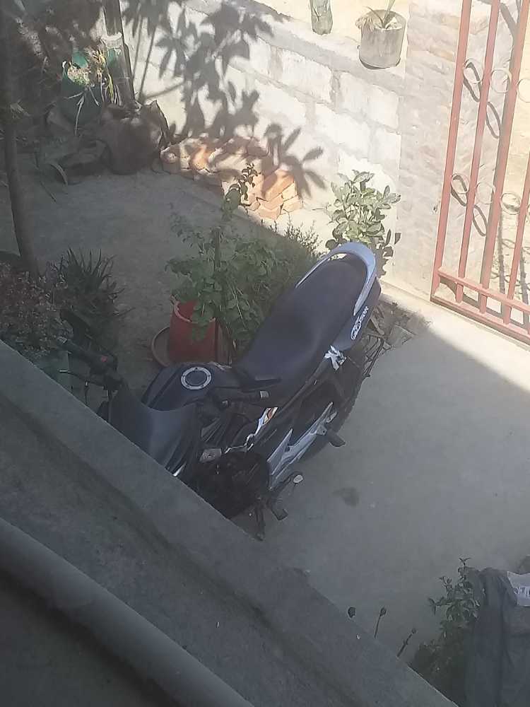 Used 2009 Suzuki Gixxer 150 bike for sale in Kathmandu - Image 3 of 4