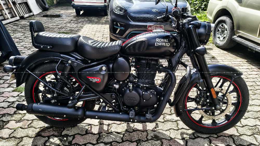 Used 2023 Royal Enfield Classic 350 for sale in Kathmandu - Rs.503,000