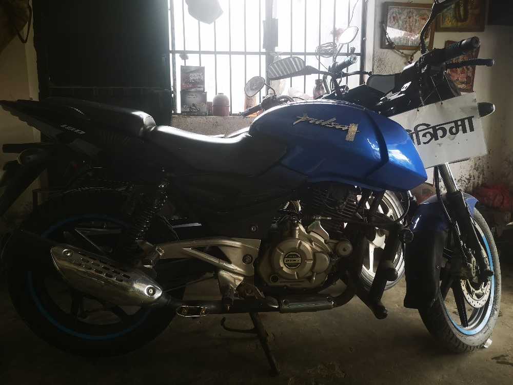Used 2012 Bajaj Pulsar 180 bike for sale in Kathmandu - Image 2 of 2