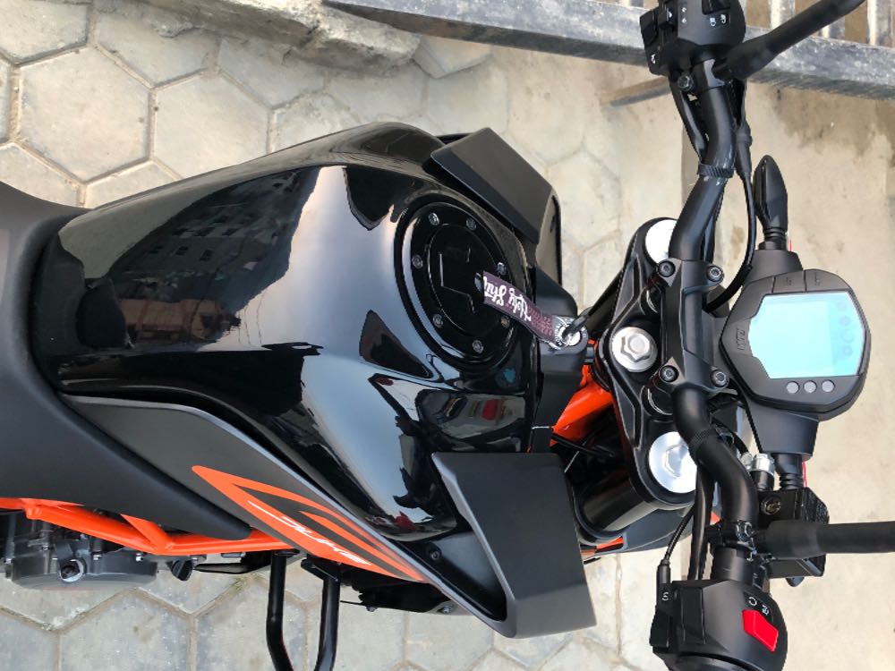 Used 2023 KTM Duke 250 bike for sale in Kathmandu - Image 2 of 5