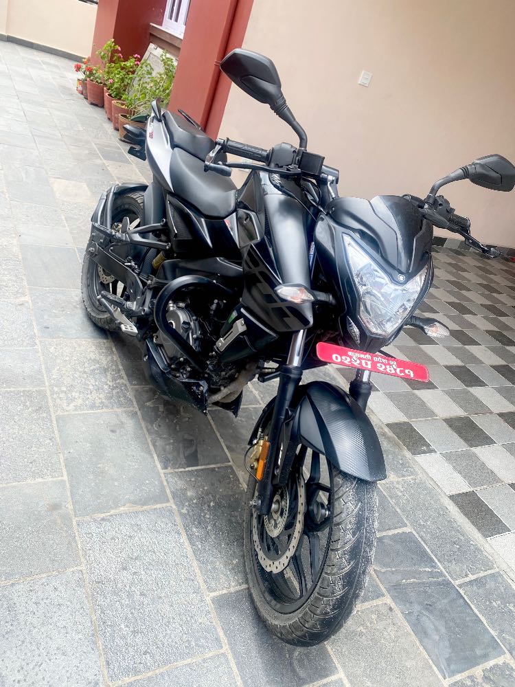 Used 2020 Bajaj NS 200 bike for sale in Kathmandu - Image 3 of 4