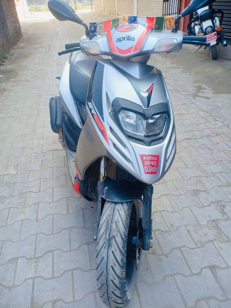 Used 2020 Aprilia SR 150 bike for sale in Bharatpur - Image 4 of 4