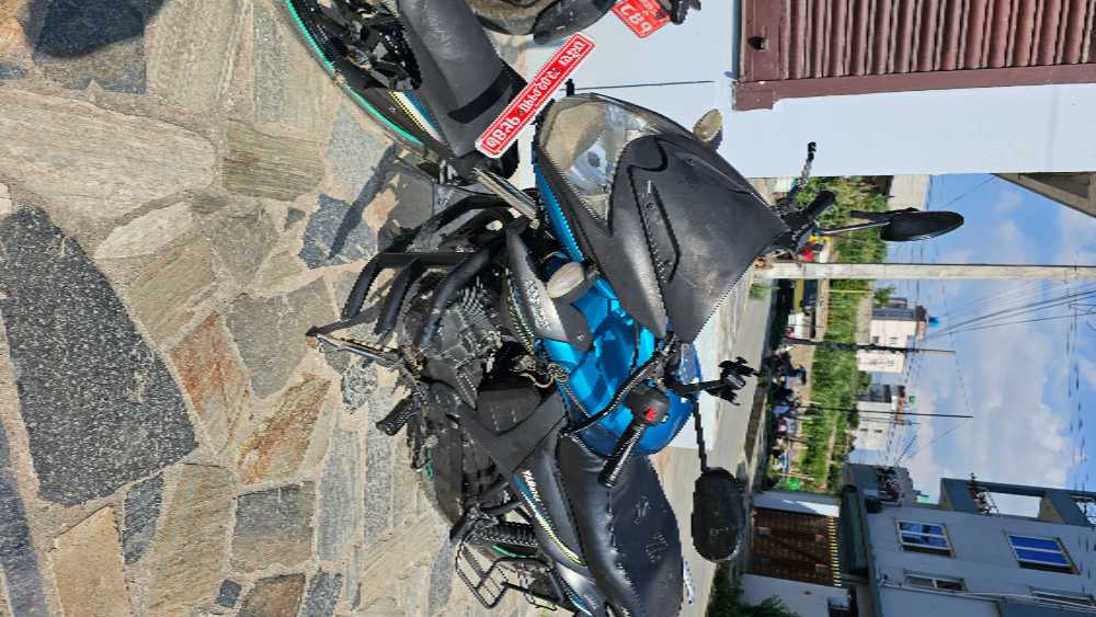 Used 2019 Yamaha SZ bike for sale in Kathmandu - Image 5 of 5