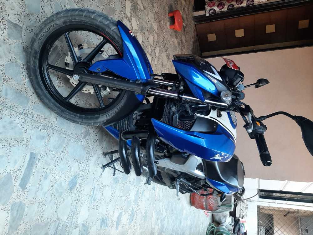 Used 2020 TVS Apache RTR 160 4V bike for sale in Kathmandu - Image 2 of 4
