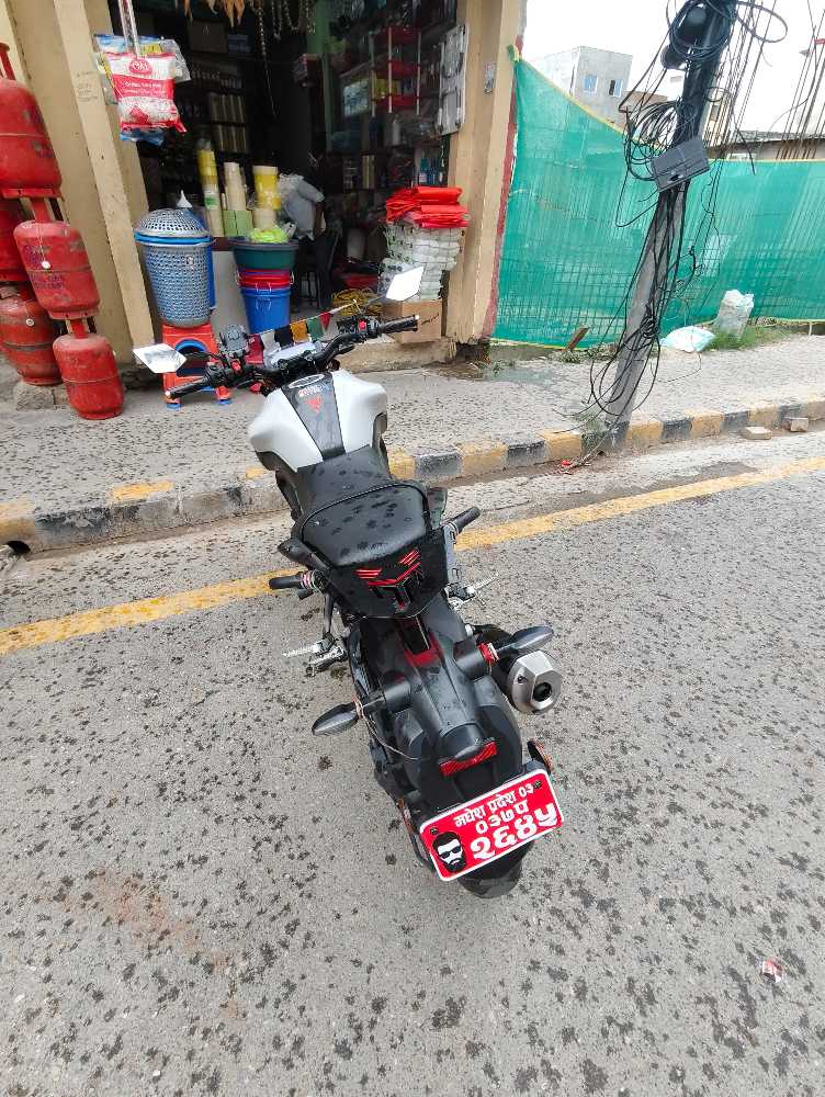 Used 2025 Yamaha MT15 bike for sale in Birgunj - Image 2 of 2