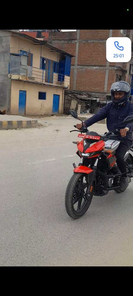 Used 2024 Hero Xtreme bike for sale in Kathmandu - Image 2 of 4