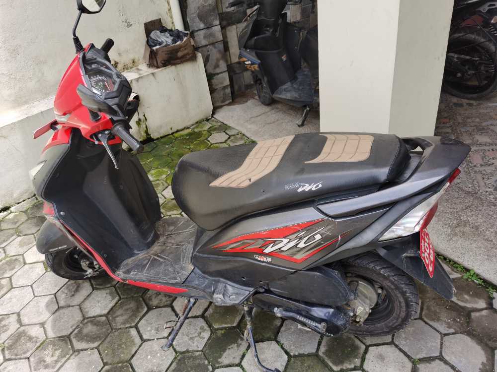 HONDA DIO SCOOTER ON SALE #bikehood #bikehoodnepal #bikeonsale