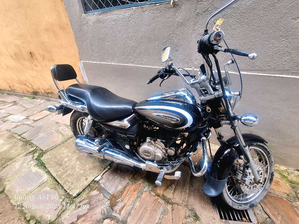 Used 2023 Bajaj Avenger 220 bike for sale in Kathmandu - Image 1 of 3
