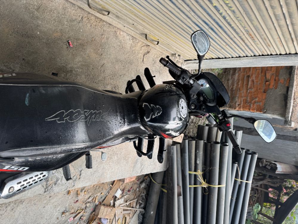Used 2021 Bajaj Plusar 150 bike for sale in Biratnagar - Image 6 of 9