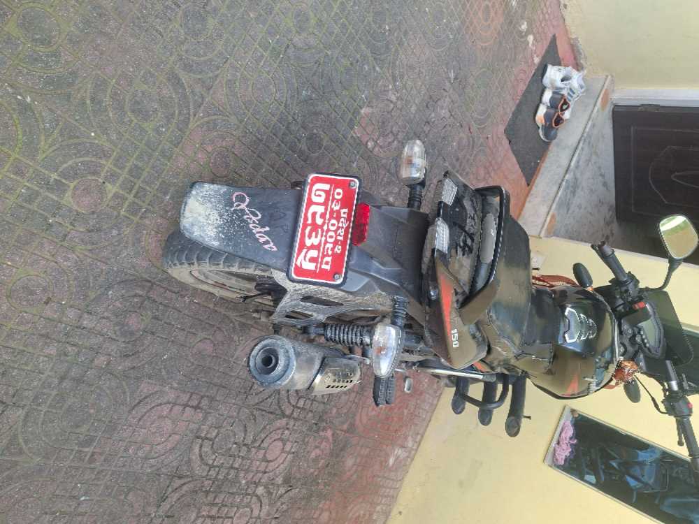Used 2020 Bajaj Plusar 150 bike for sale in Kathmandu - Image 3 of 3