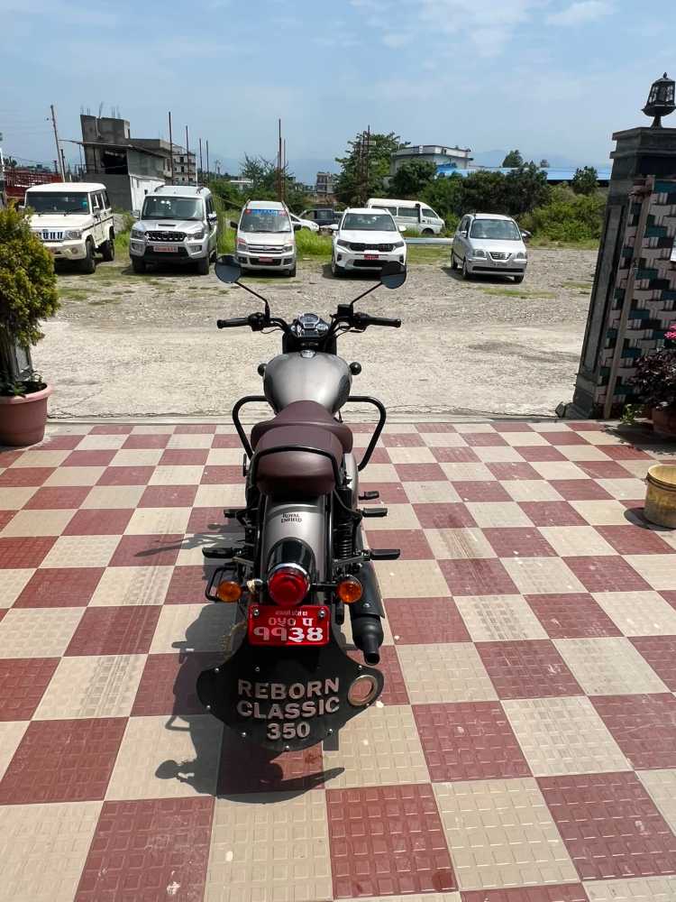 Used 2024 Royal Enfield Classic 350 bike for sale in Biratnagar - Image 3 of 5