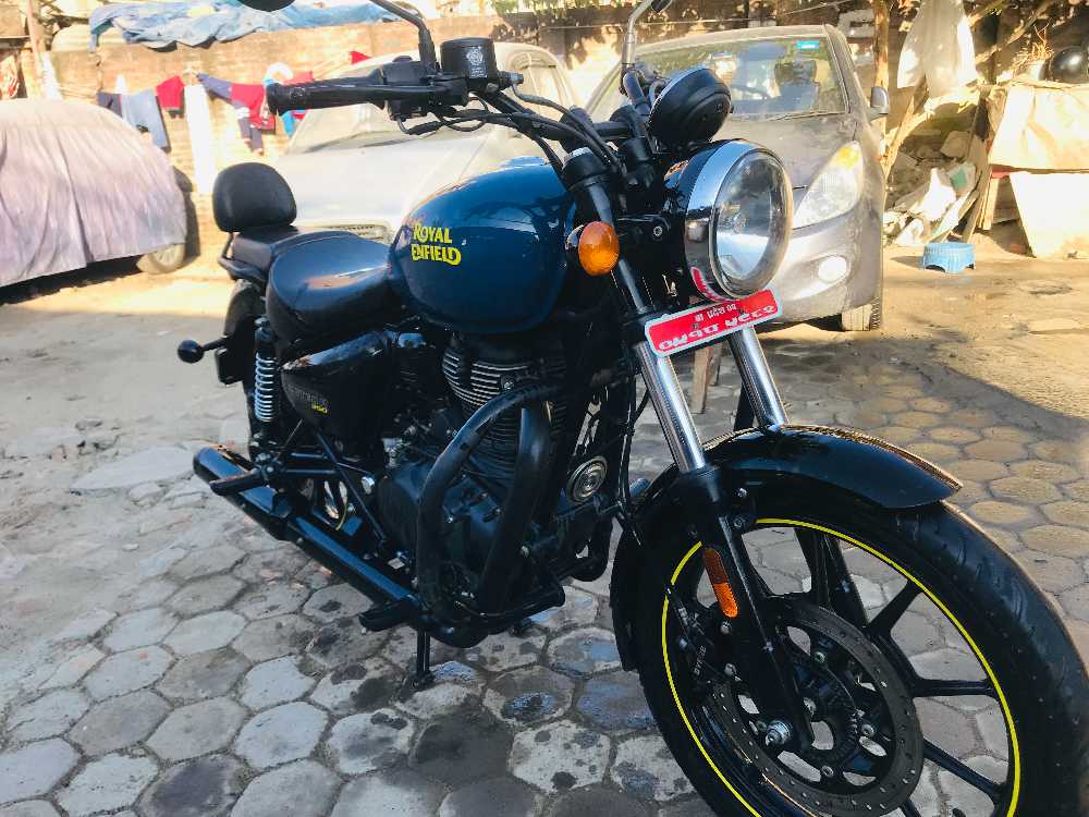 Used 2024 Royal Enfield Bullet 350 bike for sale in Kathmandu - Image 6 of 9